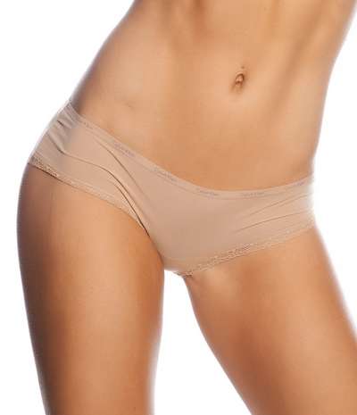 Bottoms Up Hipster Skin – Beige Hipstertrosor från Calvin Klein