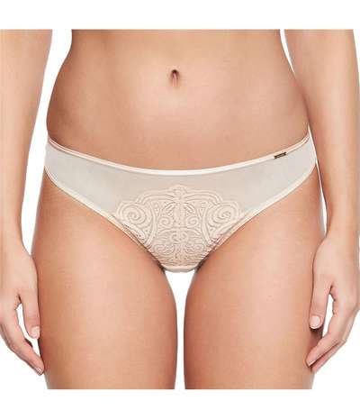 Pyramide Thong Beige – Beige Stringtrosor från Chantelle