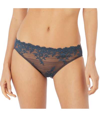 Embrace Lace Bikini Brief Steel grey – Gråa brieftrosor från Wacoal