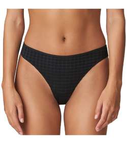 Avero Thongs Black