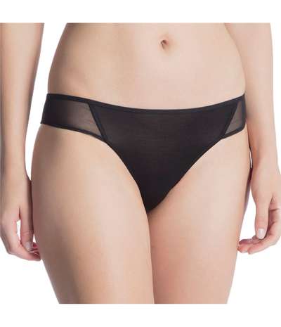 Feminine Air Tanga Black – Svarta tangatrosor från Calida