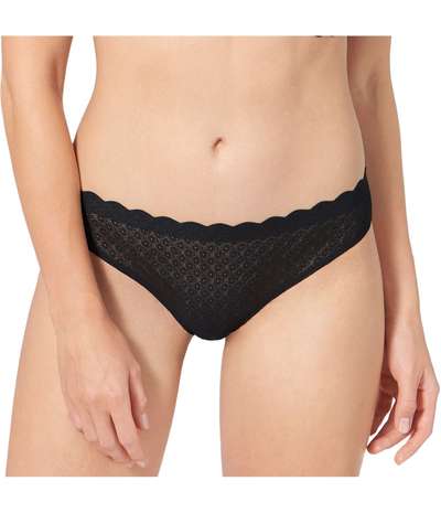 ZERO Feel Lace Brazil Panty Black – Svarta Trosor från Sloggi