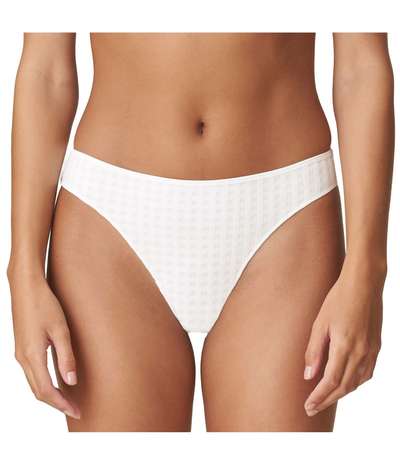 Avero Thongs White – Vita Stringtrosor från Marie Jo